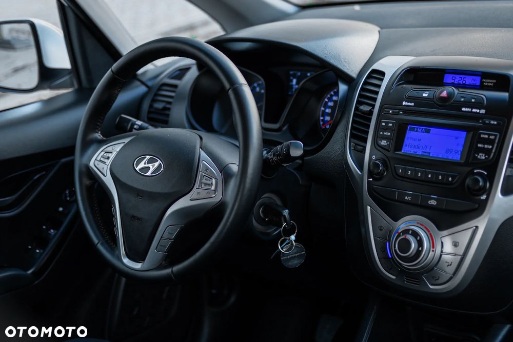 Hyundai ix20 1.4 Comfort blue - 12