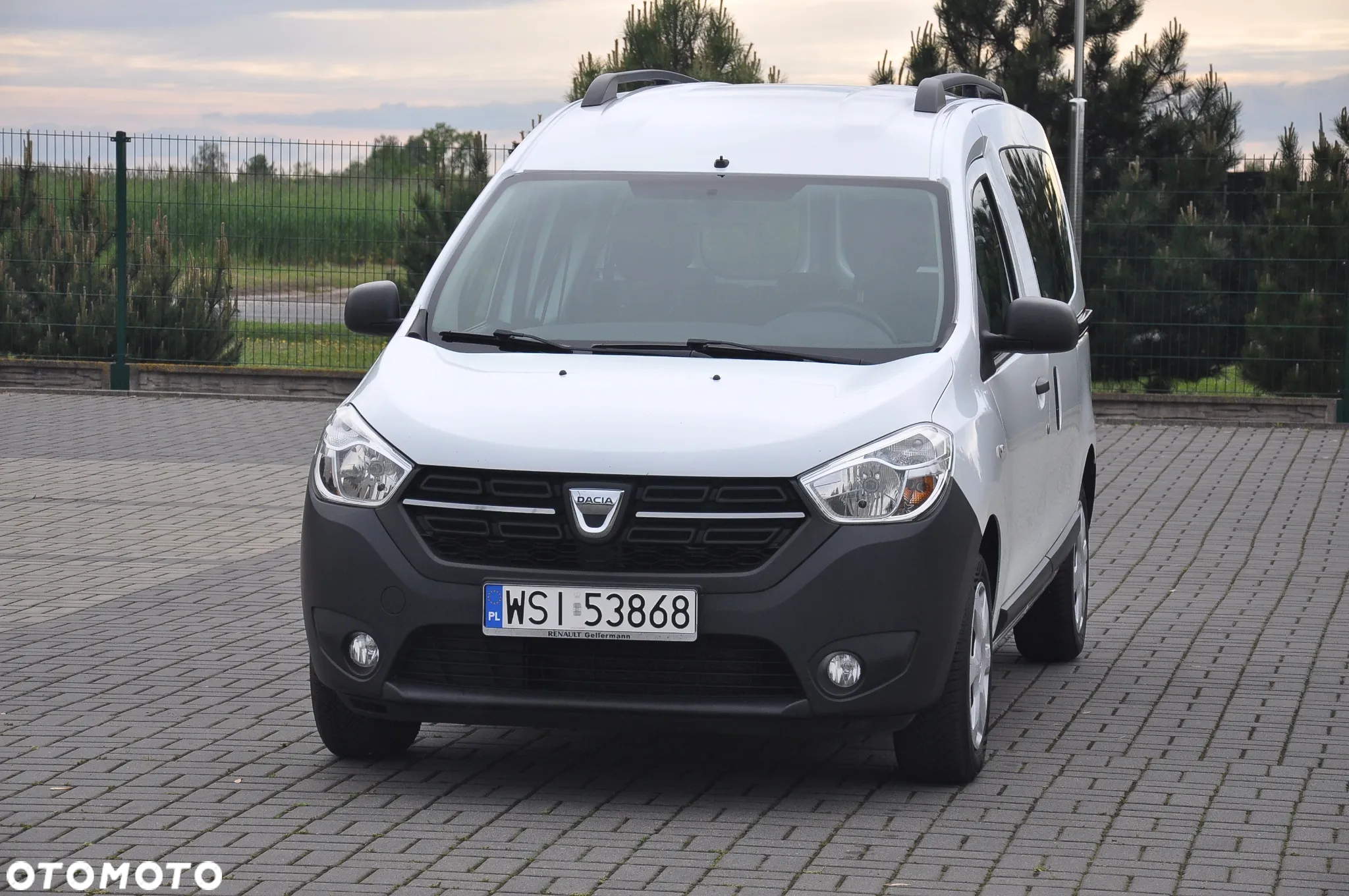 Dacia Dokker SCe 100 Ambiance - 2