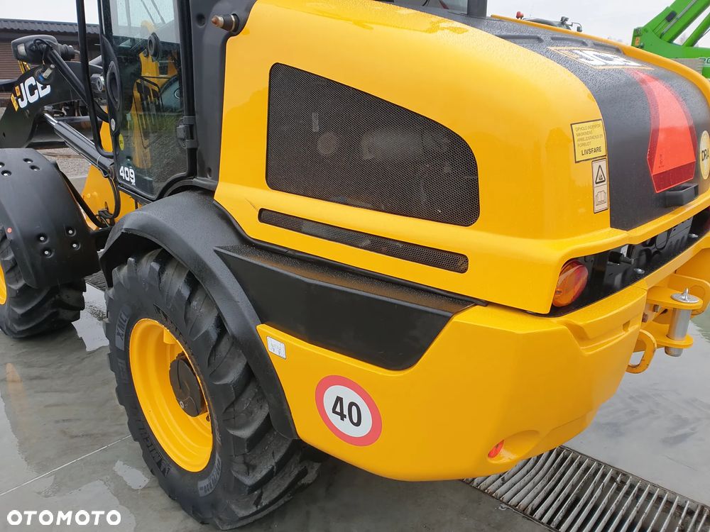 JCB 409 AGRI 40 KM/H WIDLY/ŁYŻKA SPROWADZONA SUPER STAN - 22