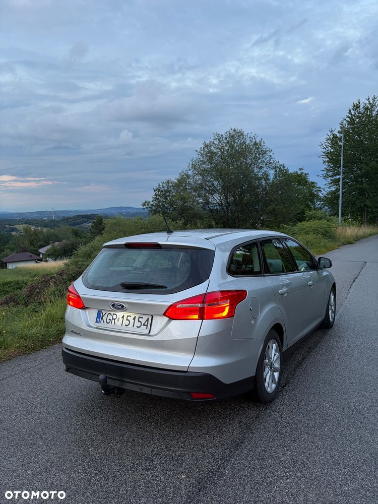 Ford Focus 1.5 TDCi Trend Sport ASS - 18