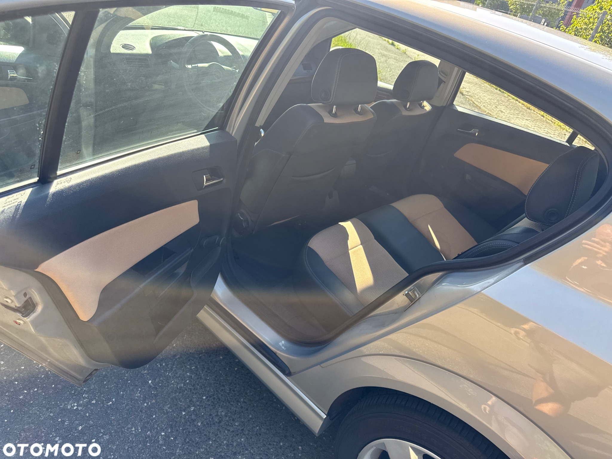 Opel Astra III 1.6 Essentia EasyTronic - 15