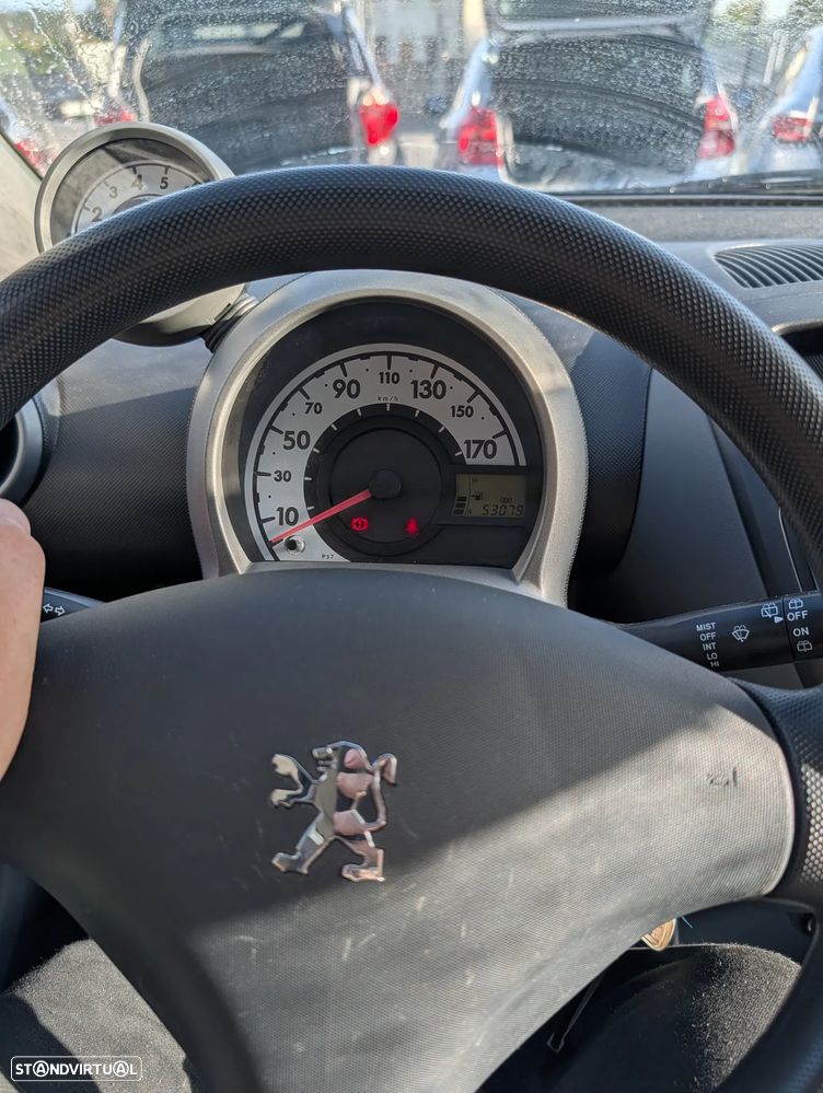 Peugeot 107 1.0 Style - 8