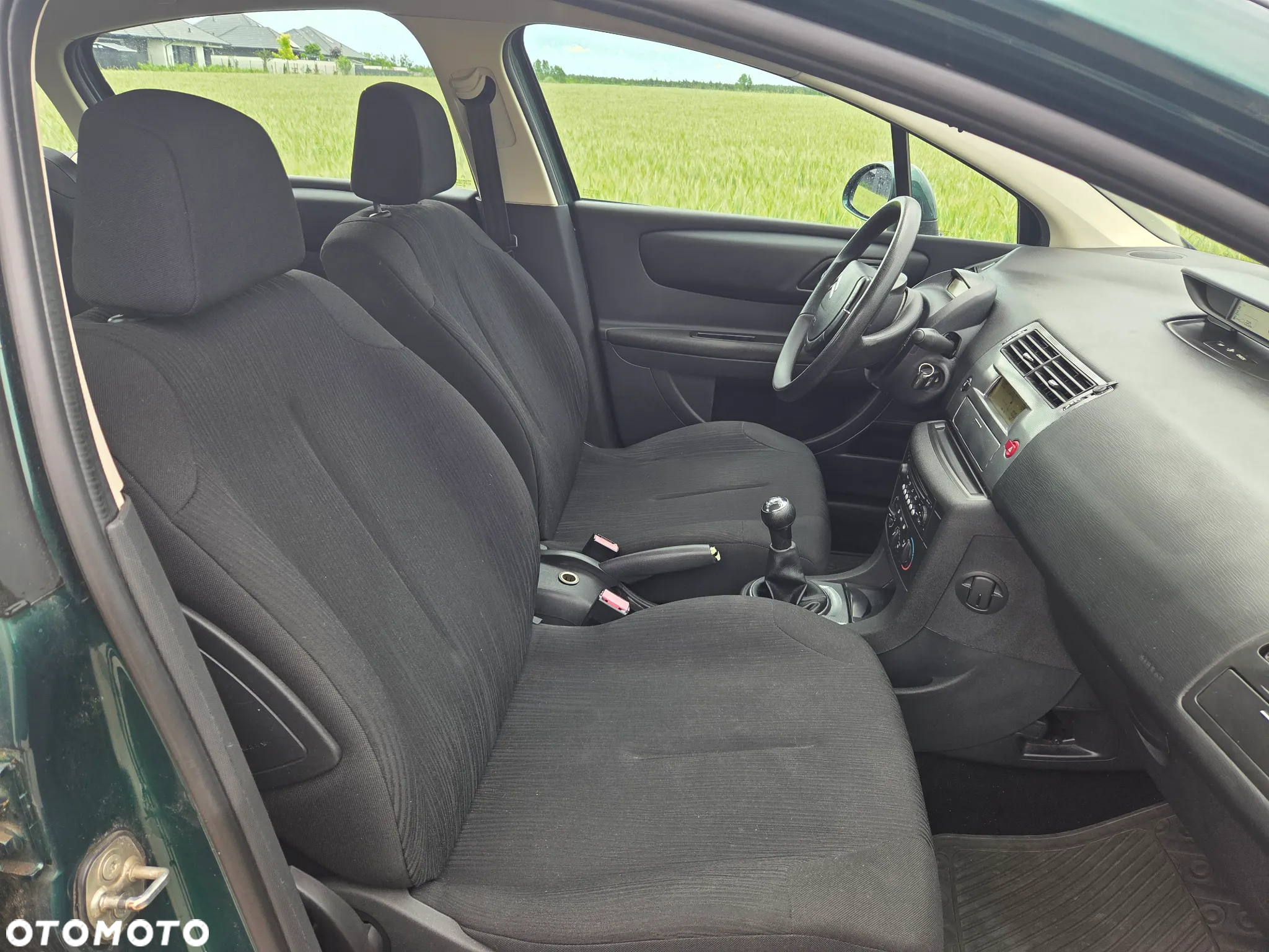 Citroën C4 1.6 16V Confort - 17