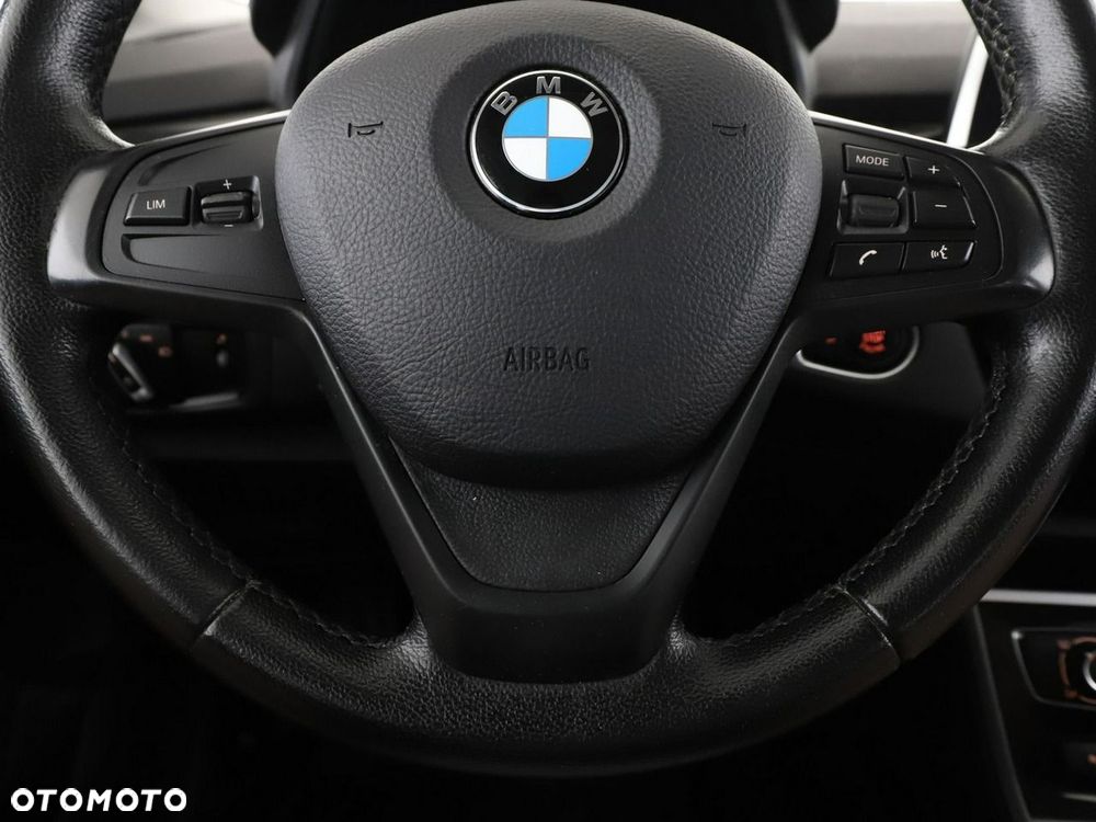 BMW Seria 2 218d xDrive - 22