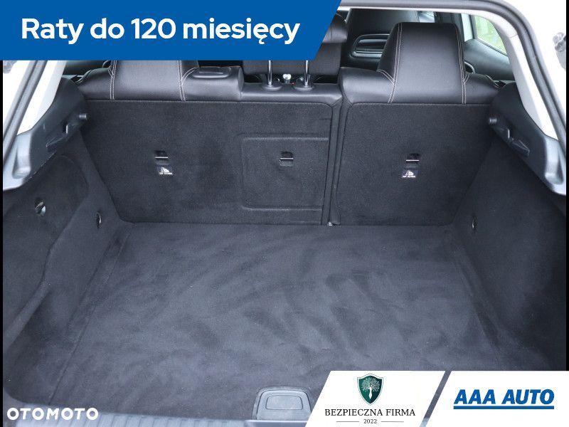 Mercedes-Benz GLA - 15