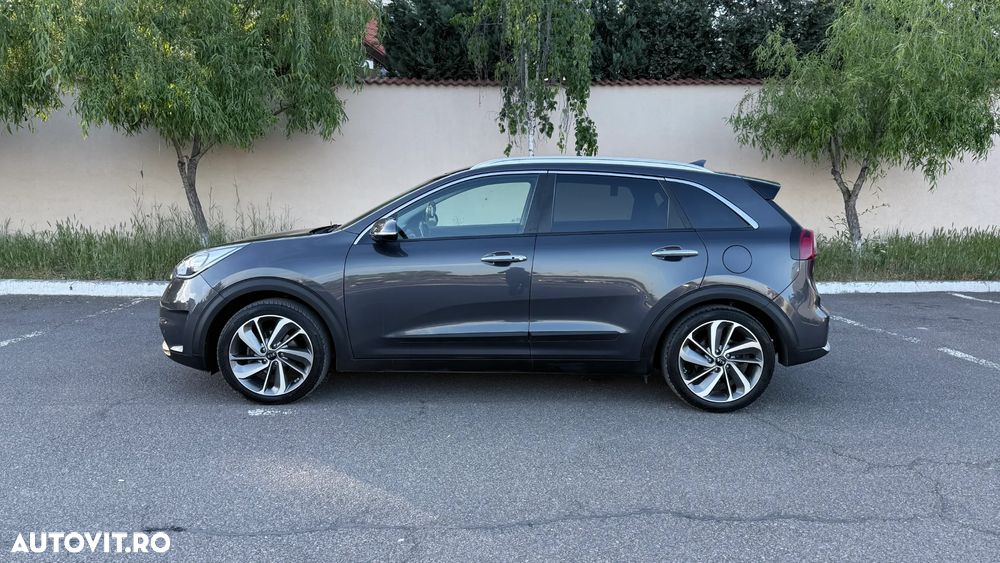 Kia Niro 1.6 GDI 2WD Aut. Spirit - 4