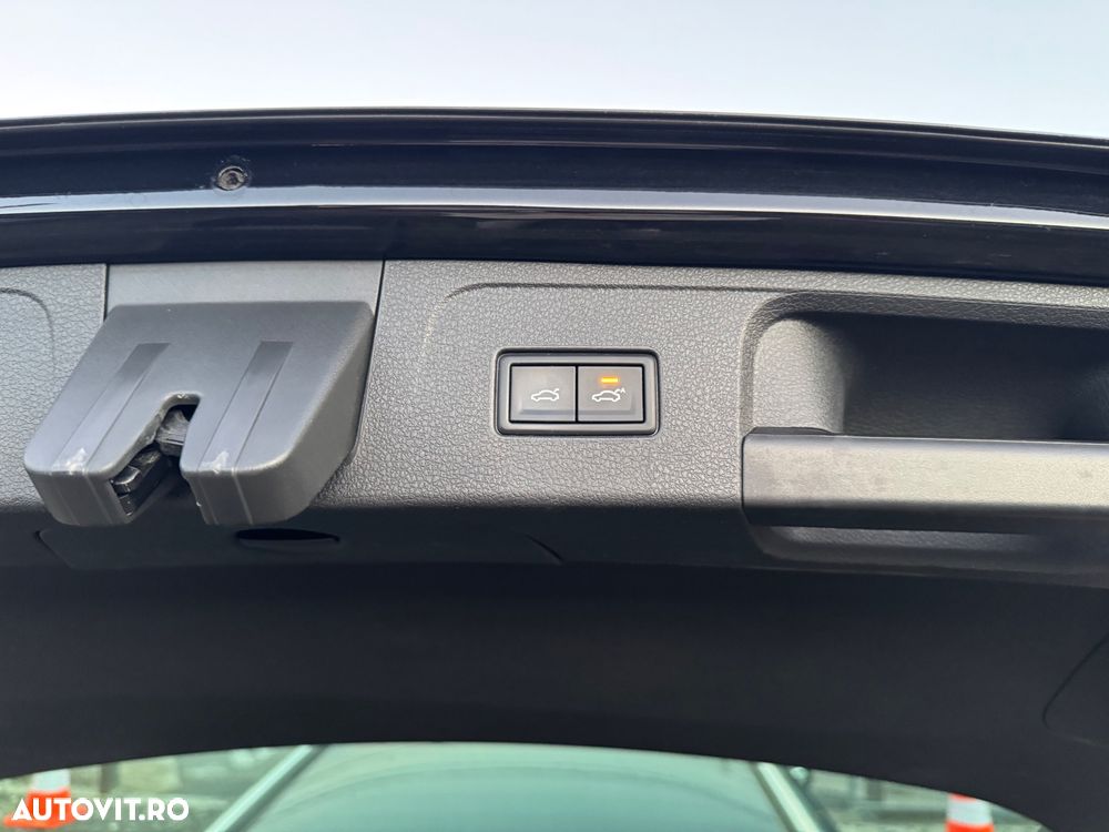 Volkswagen Passat 2.0 TDI DSG 4Motion Highline - 13