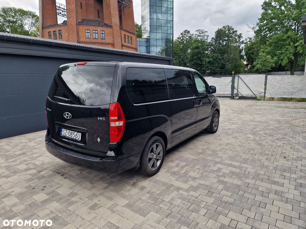 Hyundai H-1 2.5 CRDi Travel Comfort - 25