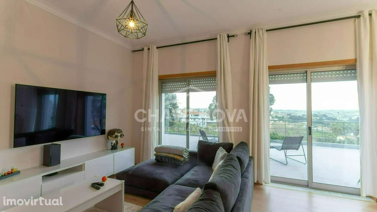 T2 c/ Terraço e Garagem em Oliveira do Douro - Grande imagem: 4/19