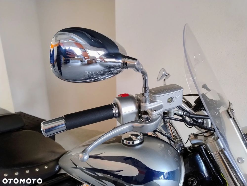 Suzuki VL 800 Volusia - 21