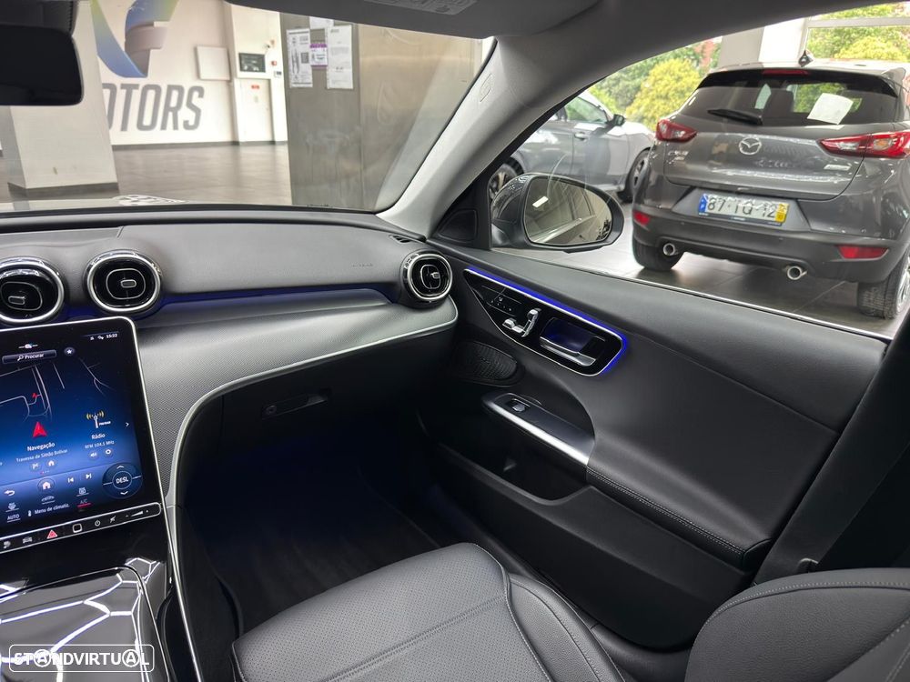 Mercedes-Benz C 300 e Avantgarde - 48