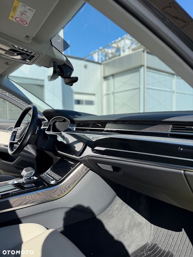 Audi A8 - 16