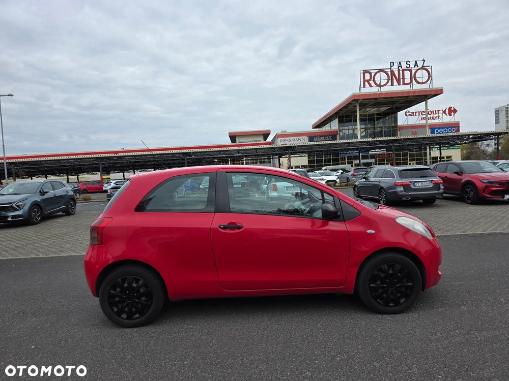 Toyota Yaris 1.0 Luna A/C - 9