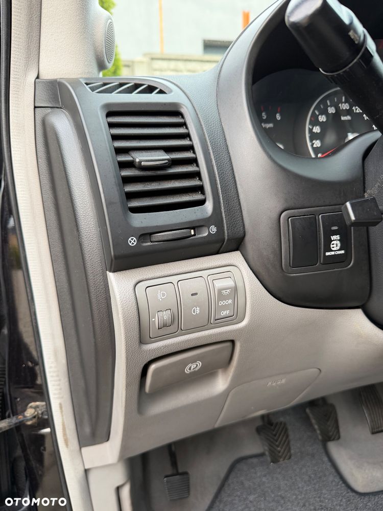 Kia Carnival 2.9 CRDi Tour - 21