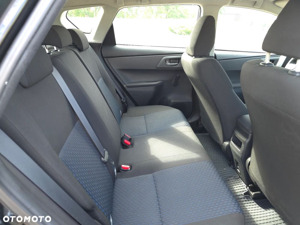 Toyota Auris 1.6 Luna - 12