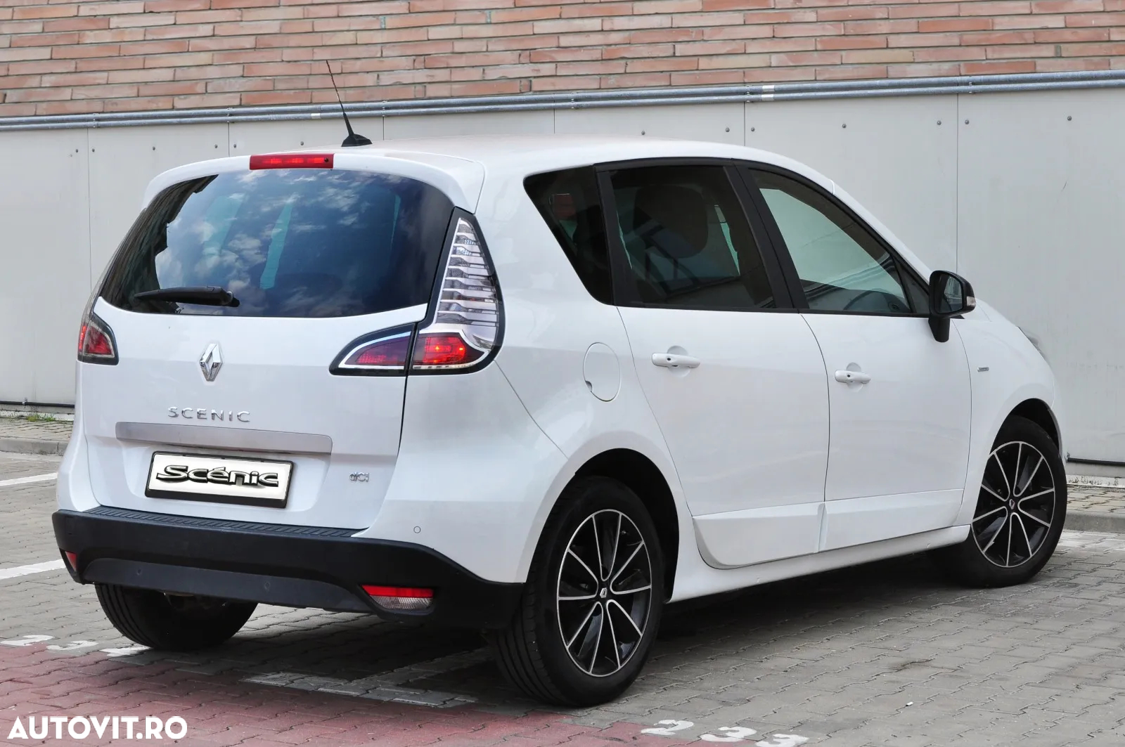 Renault Scenic dCi 110 LIMITED - 7