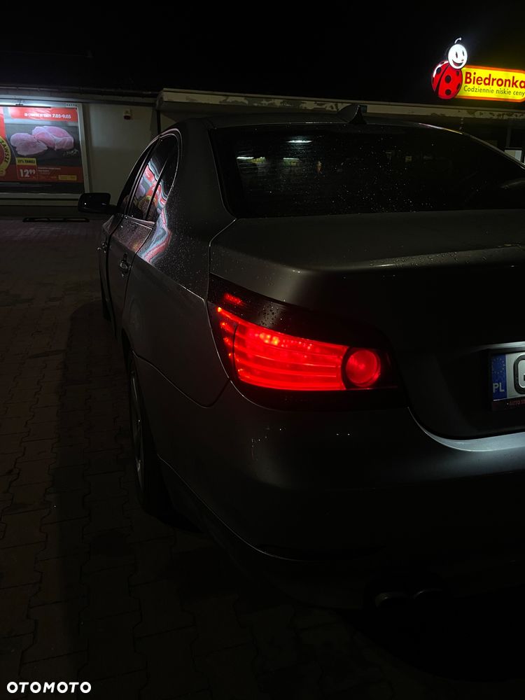 BMW Seria 5 525d - 14
