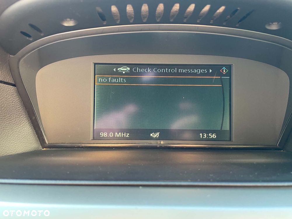 BMW Seria 5 520i - 16