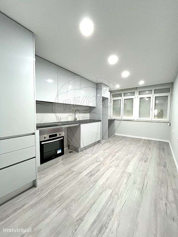 Apartamento T0 para arrendamento - Grande imagem: 4/10