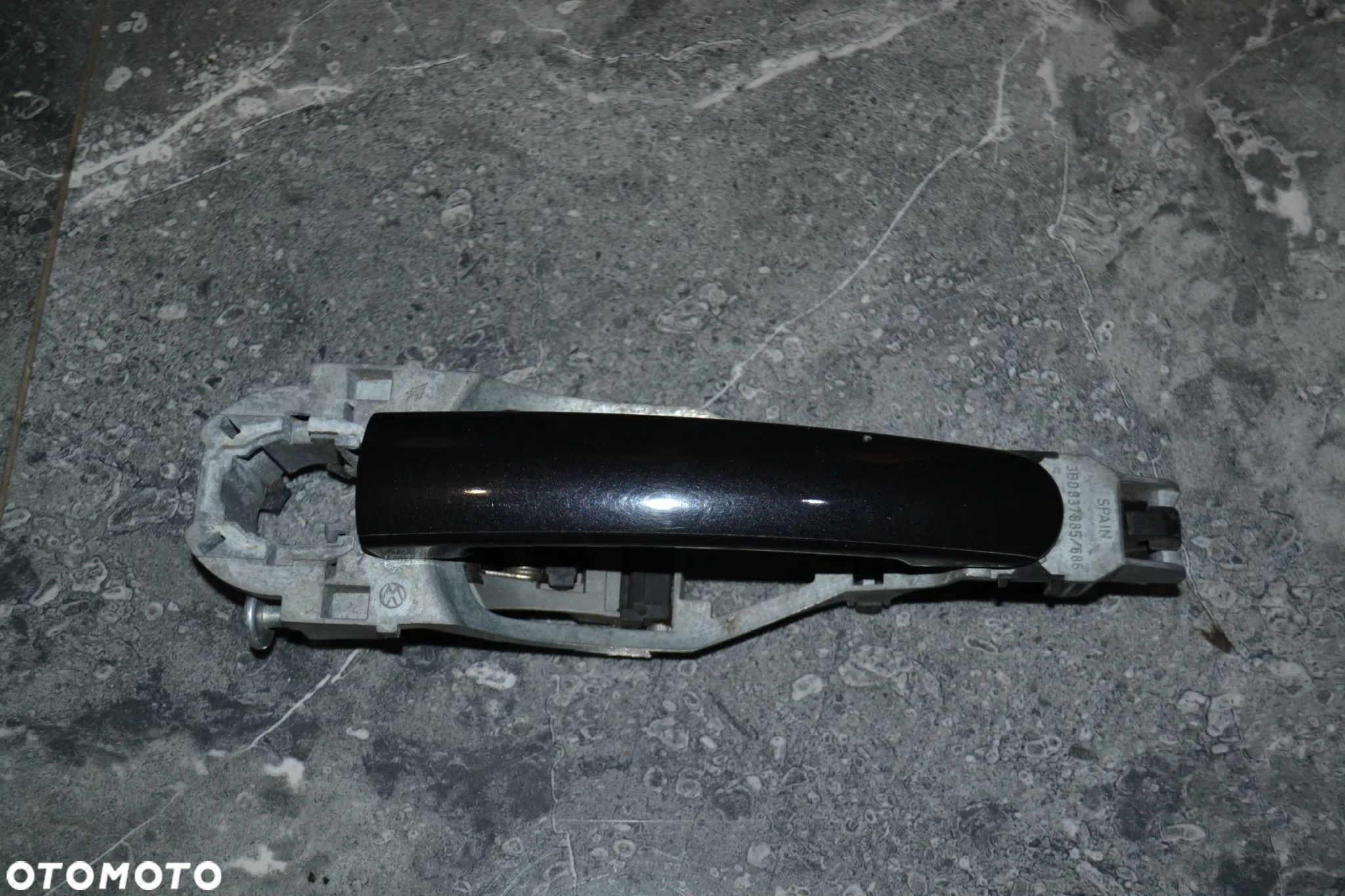 VW POLO 9N ORYGINALNA KLAMKA DRZWI LEWY PRZÓD PRZEDNIA LC9Z - 1
