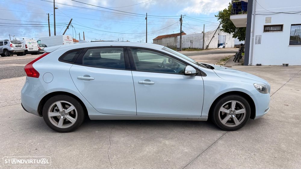 Volvo V40 1.6 D2 Eco Momentum - 3