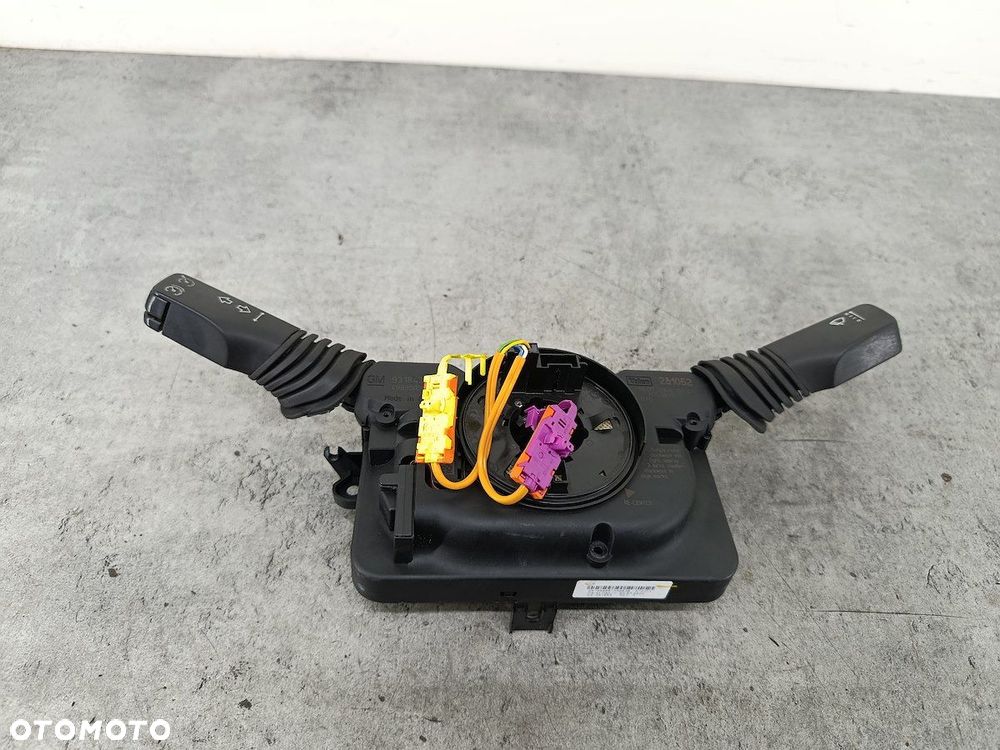 PRZEŁĄCZNIK ZESPOLONY OPEL ASTRA H 93184341 VALEO 1.7 CDTI - 1