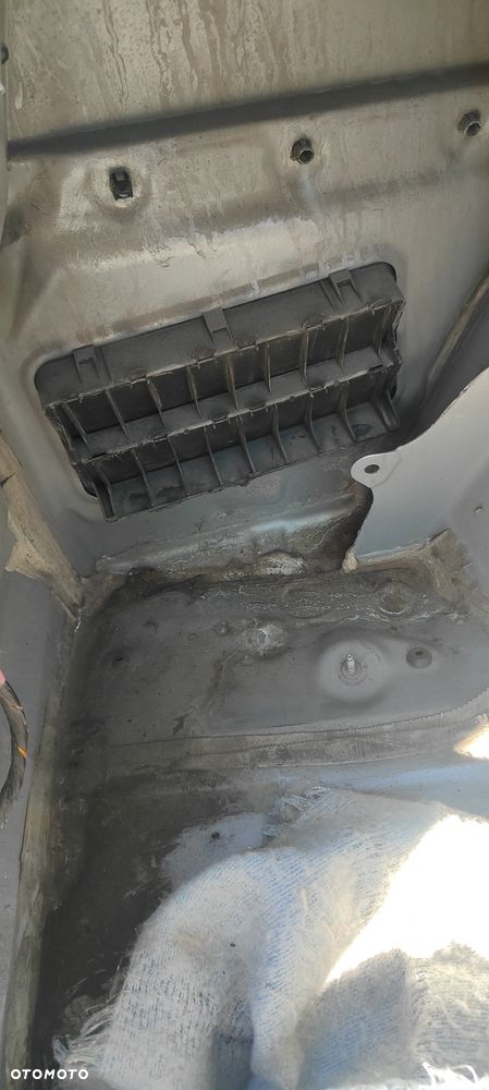Toyota Prius 1.5 VVT-i Sol - 17