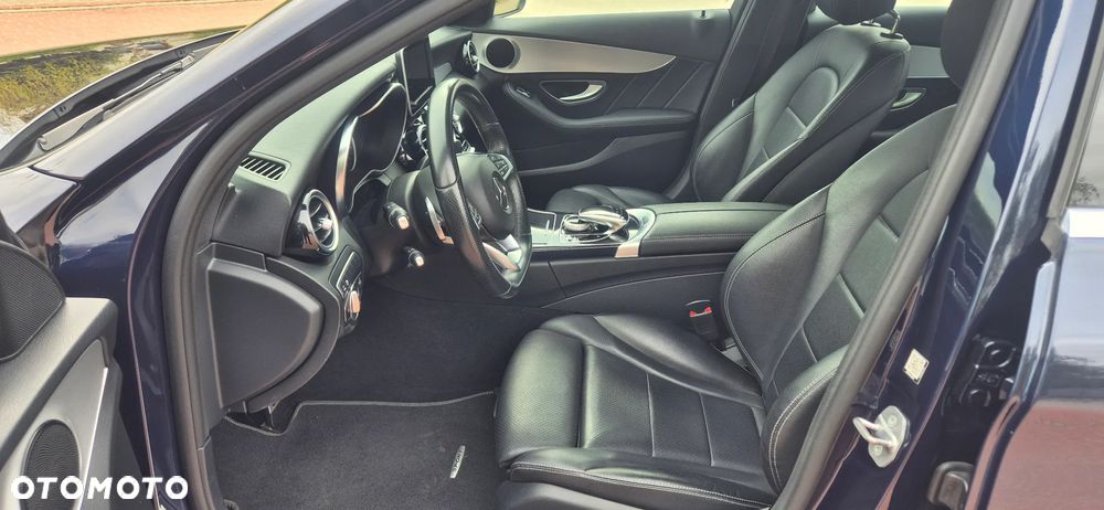 Mercedes-Benz Klasa C 200 d 9G-TRONIC AMG Line - 14