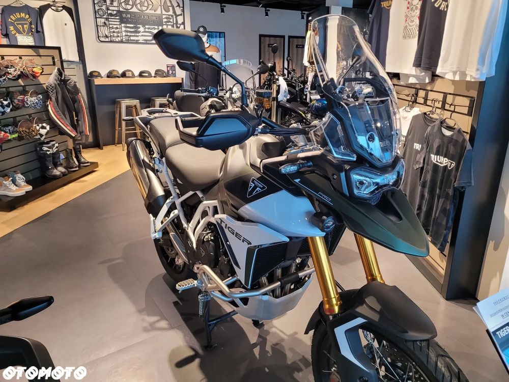Triumph Tiger - 6