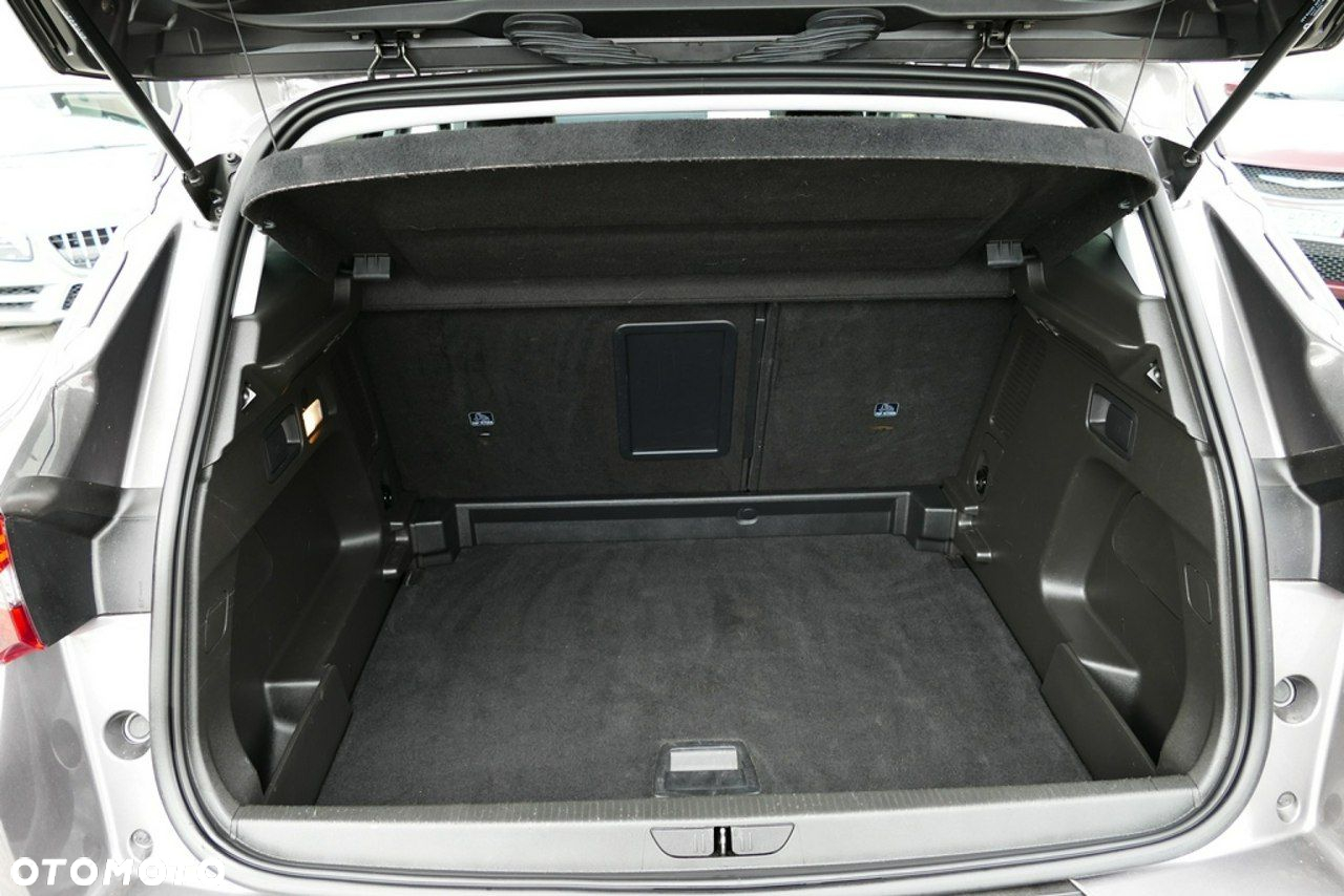 Opel Grandland X 1.2 T GPF Design Line S&S - 29