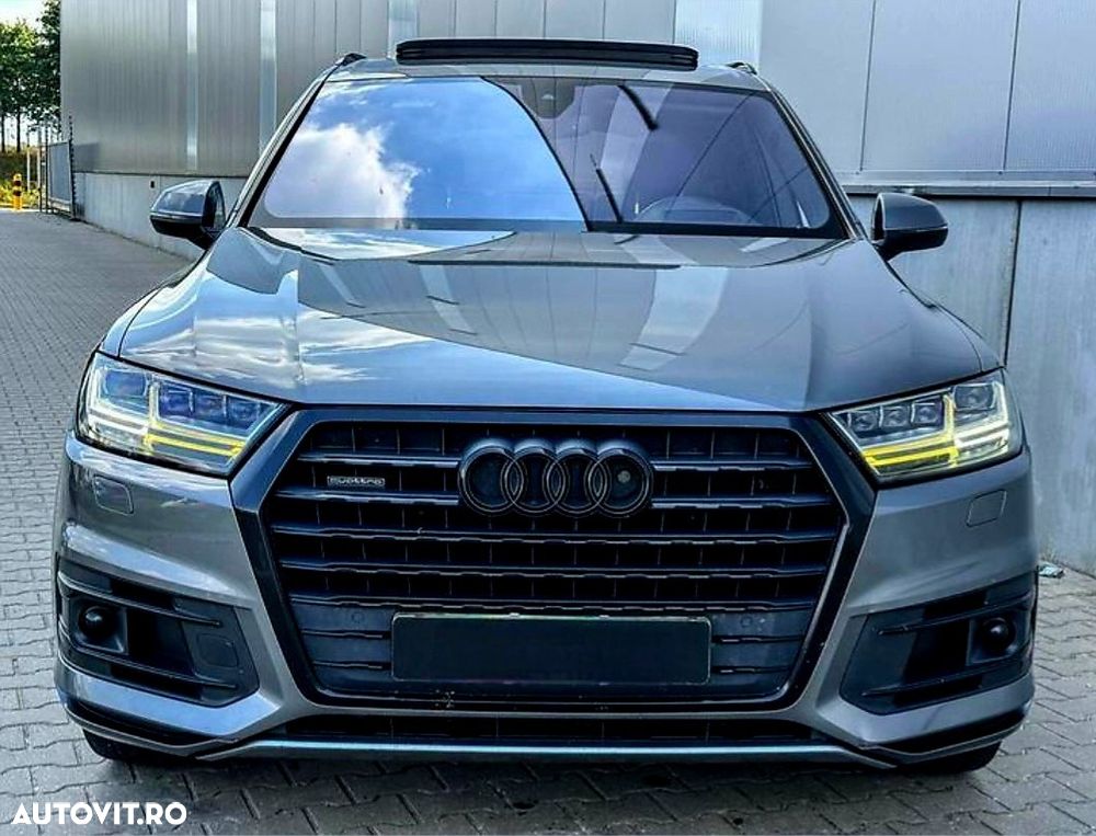 Audi Q7 - 1