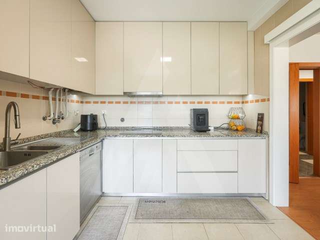 Apartamento T3 com garagem a poucos minutos do centro da cidade - Grande imagem: 5/34