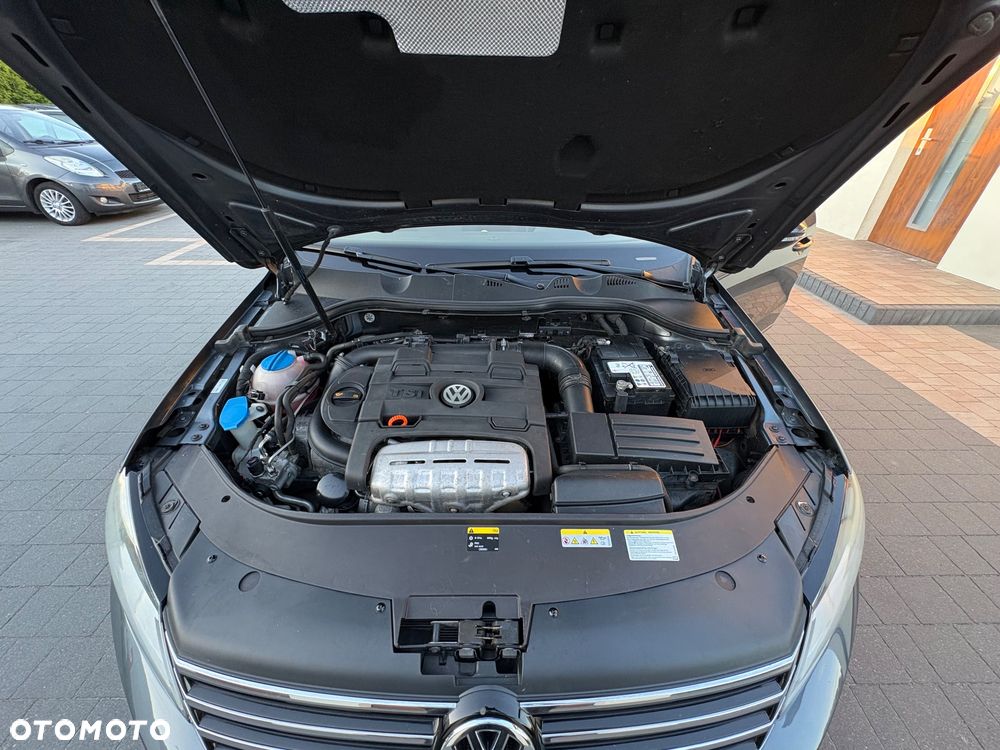 Volkswagen Passat 1.4 TSI Highline - 32