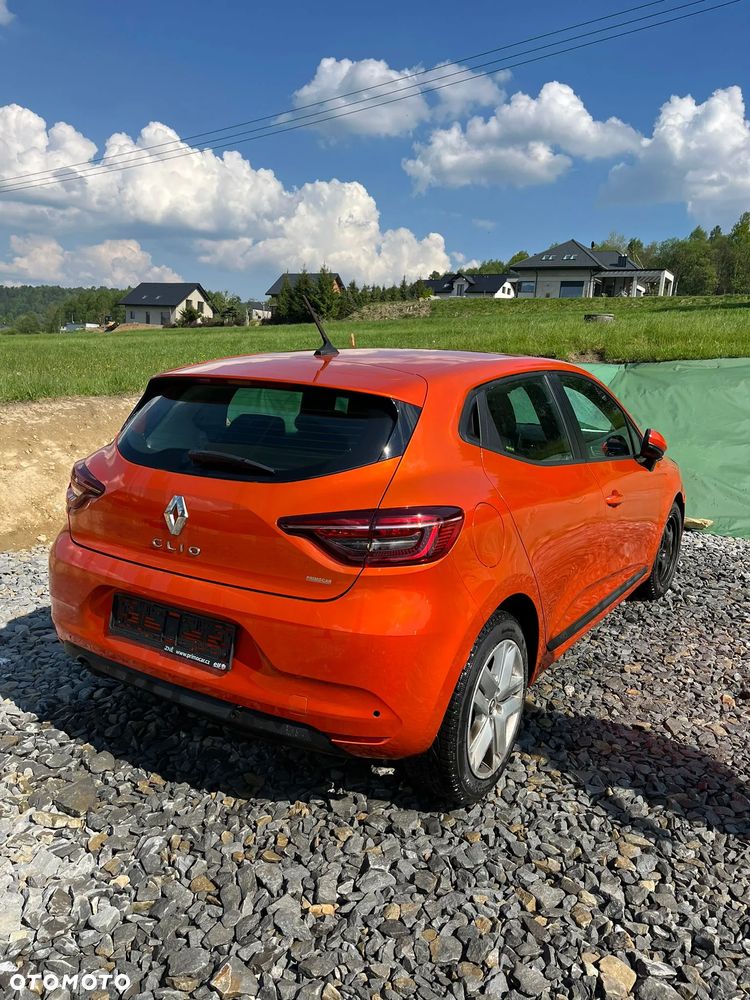 Renault Clio - 1