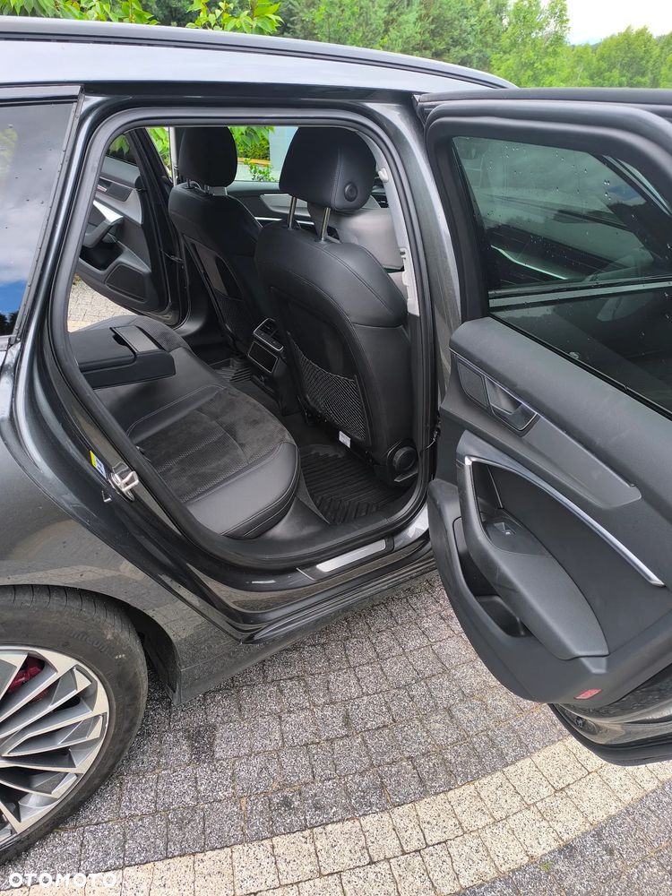 Audi A6 Avant - 16
