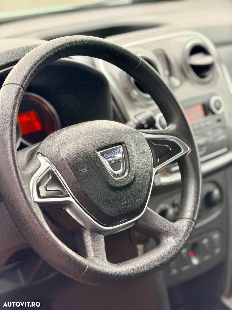 Dacia Sandero - 10