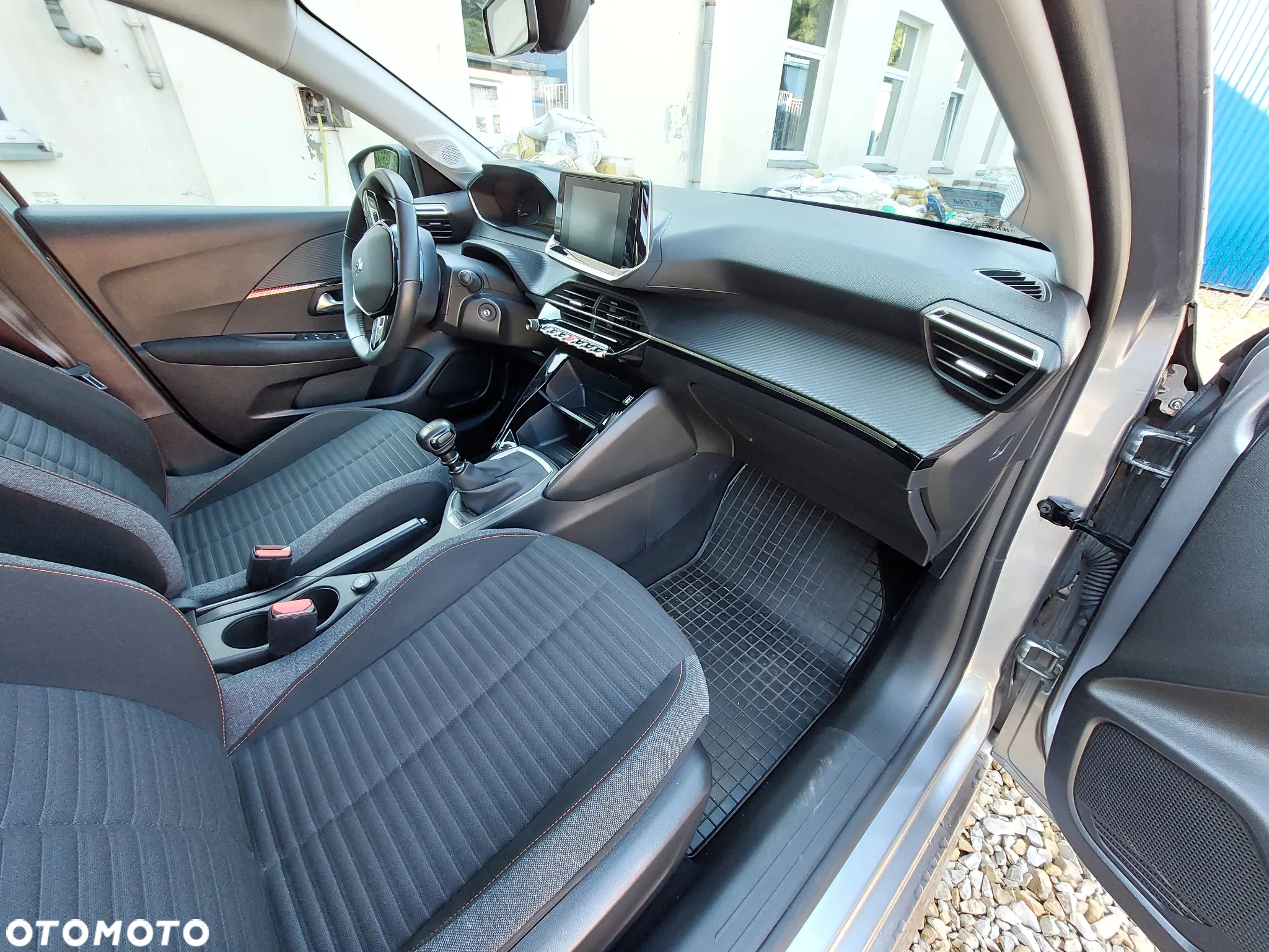 Peugeot 208 1.2 PureTech Active Pack S&S - 8