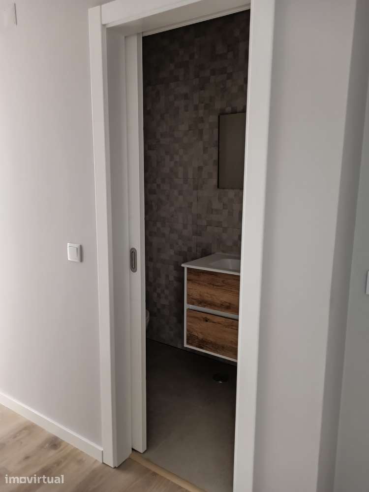 T3 para Arrendamento | 120 m² + Arrecadação com 30 m² | Azeitão - Grande imagem: 3/22