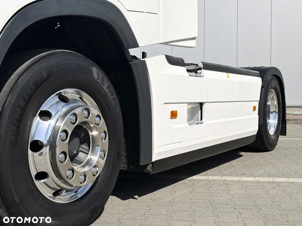 Volvo FH 500 / STANDARD / XL GLOBETROTTER / SALON PL - 15