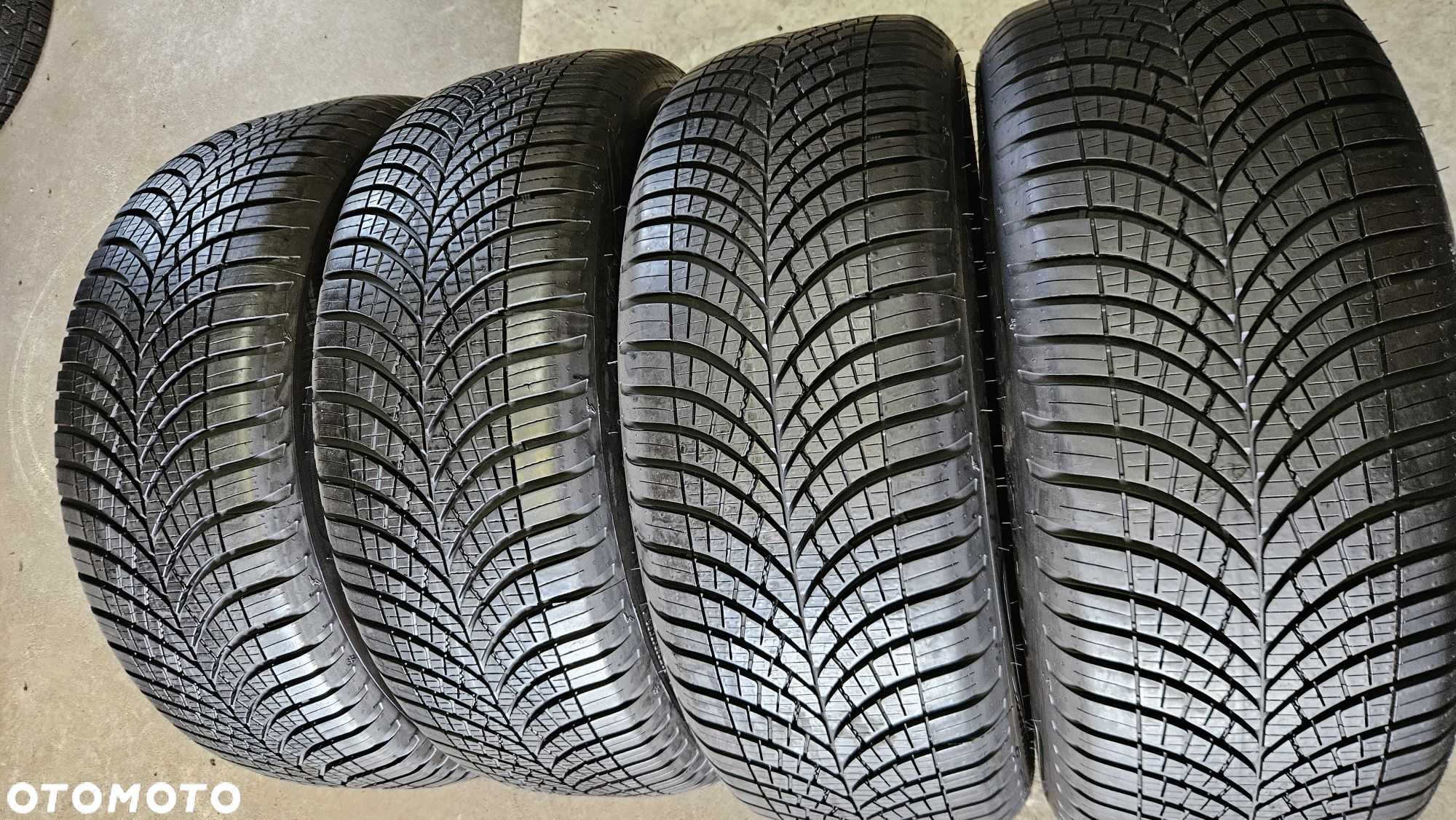 opony używane 215/55R17 Goodyear vector 4season Gen-3 - 3