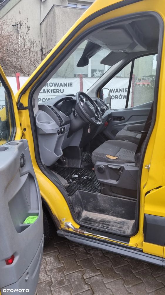 Ford Transit - 9