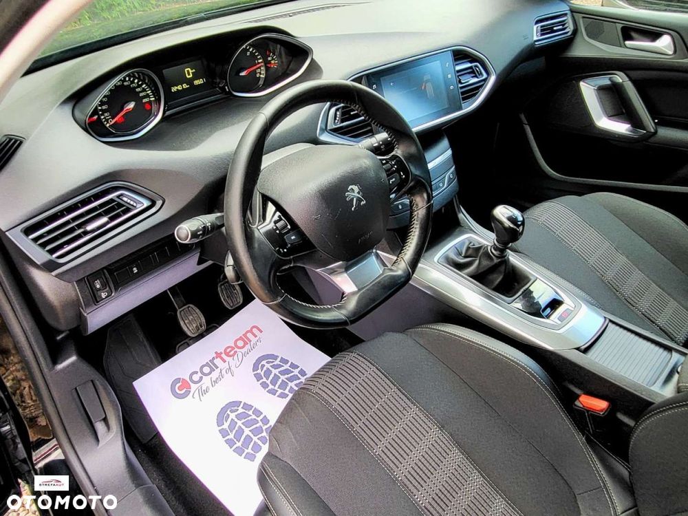 Peugeot 308 - 14
