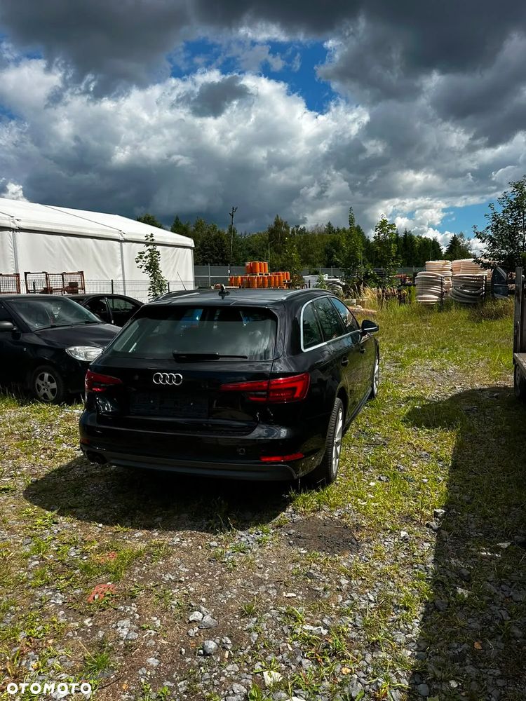 Audi A4 Avant - 10