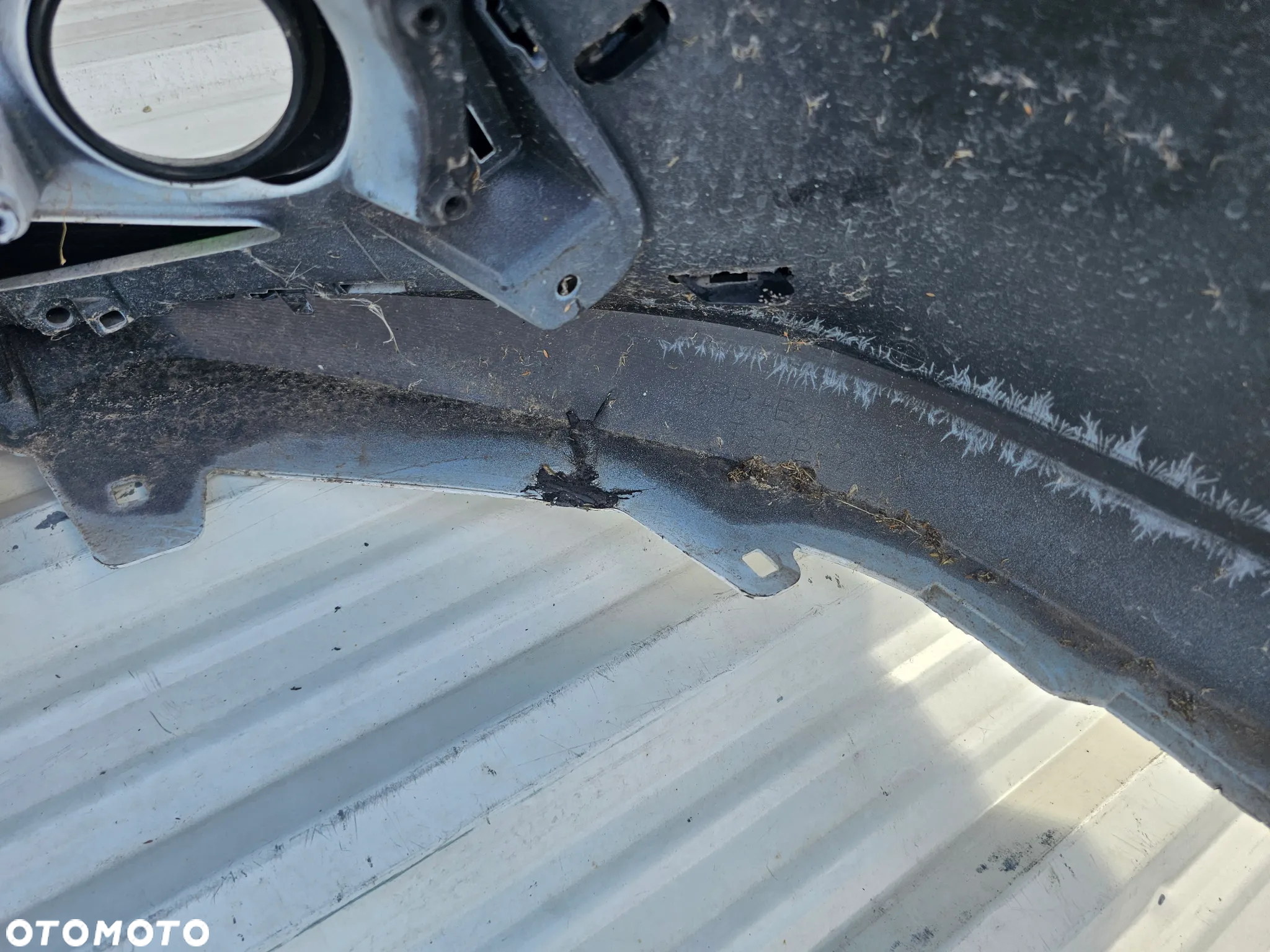 Toyota Corolla E21 lift hb kombi ZDERZAK PRZOD - 7