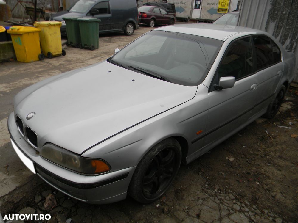 Dezmembrari  BMW 5 (E39)  1995  > 2004 528 i Benzina - 1