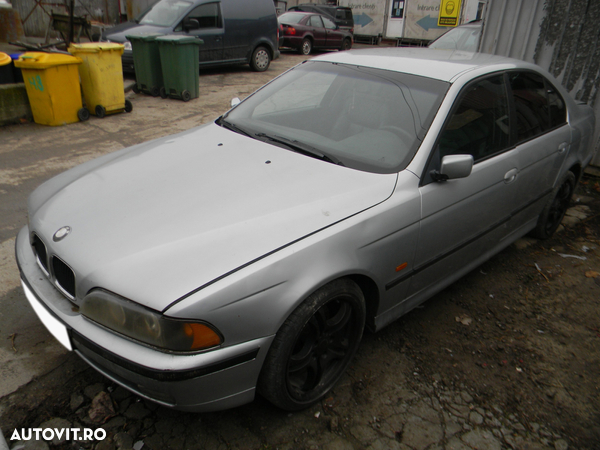 Dezmembrari  BMW 5 (E39)  1995  > 2004 528 i Benzina