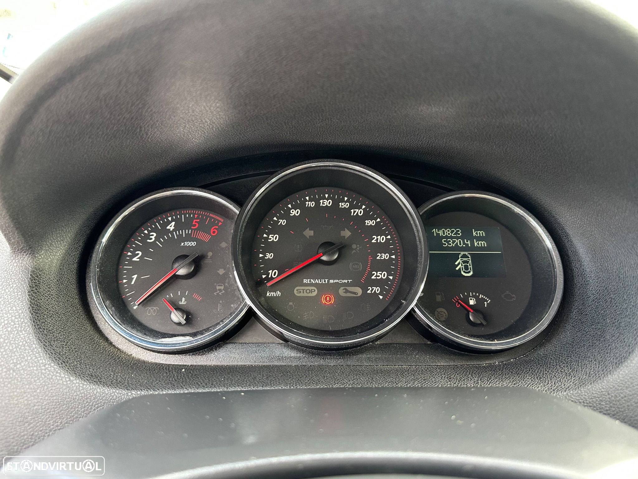 Renault Mégane Sport Tourer 1.6 dCi GT Line SS - 32