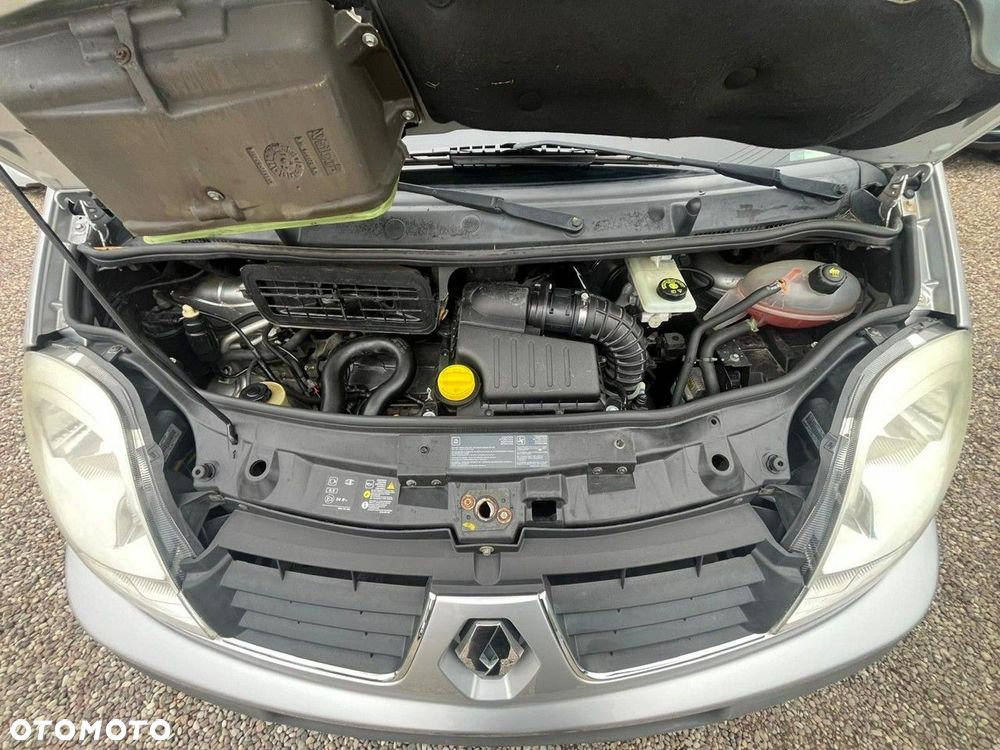 Renault Trafic - 15