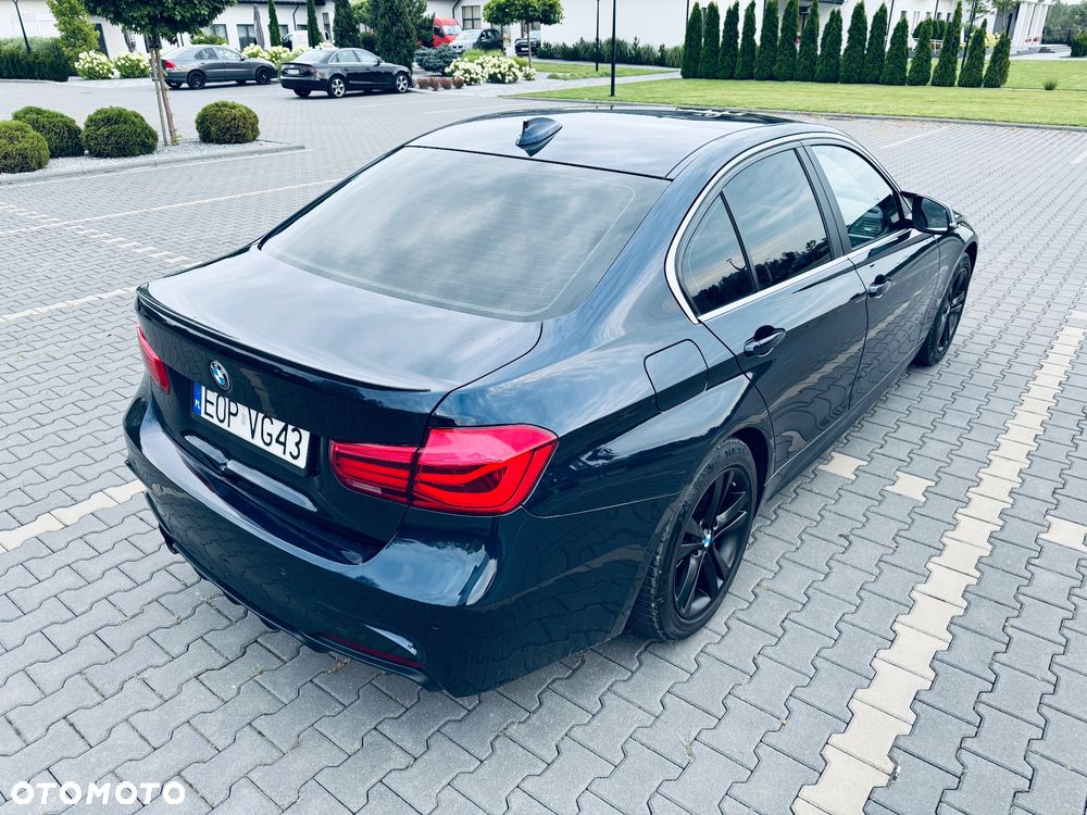 BMW Seria 3 320d - 4
