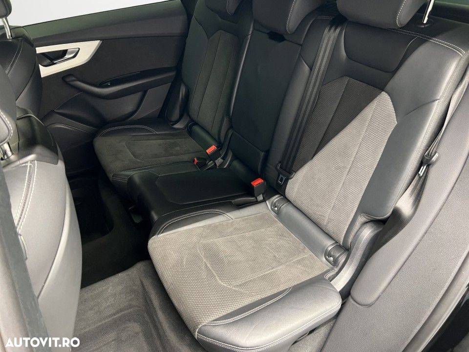 Audi Q8 - 13
